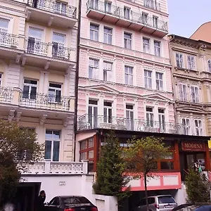 zkontrolujte dostupnost